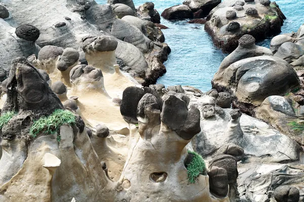 基隆海岸岩石奇觀